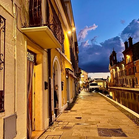 L'Encanto De Luna -Una Casa Autentica Comacchiese Comacchio Eksteriør billede